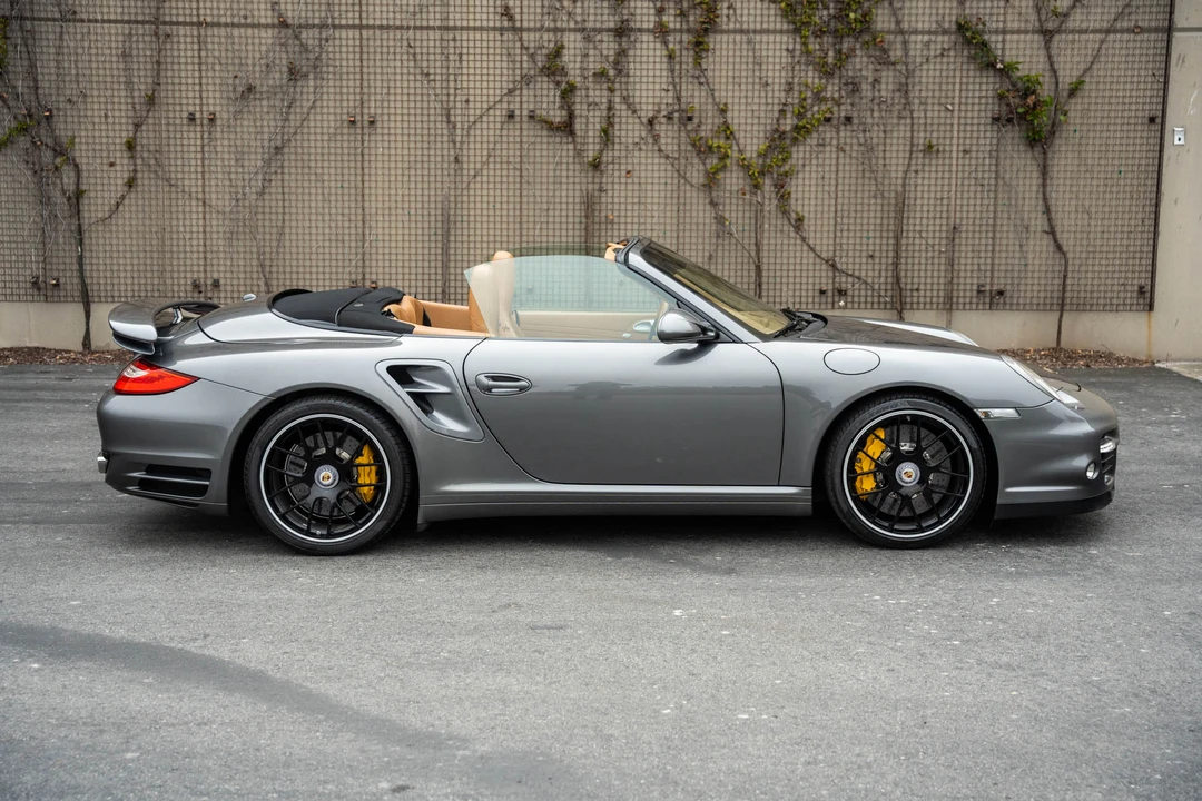 2012 Porsche 997 Turbo S - Image 14 of 31