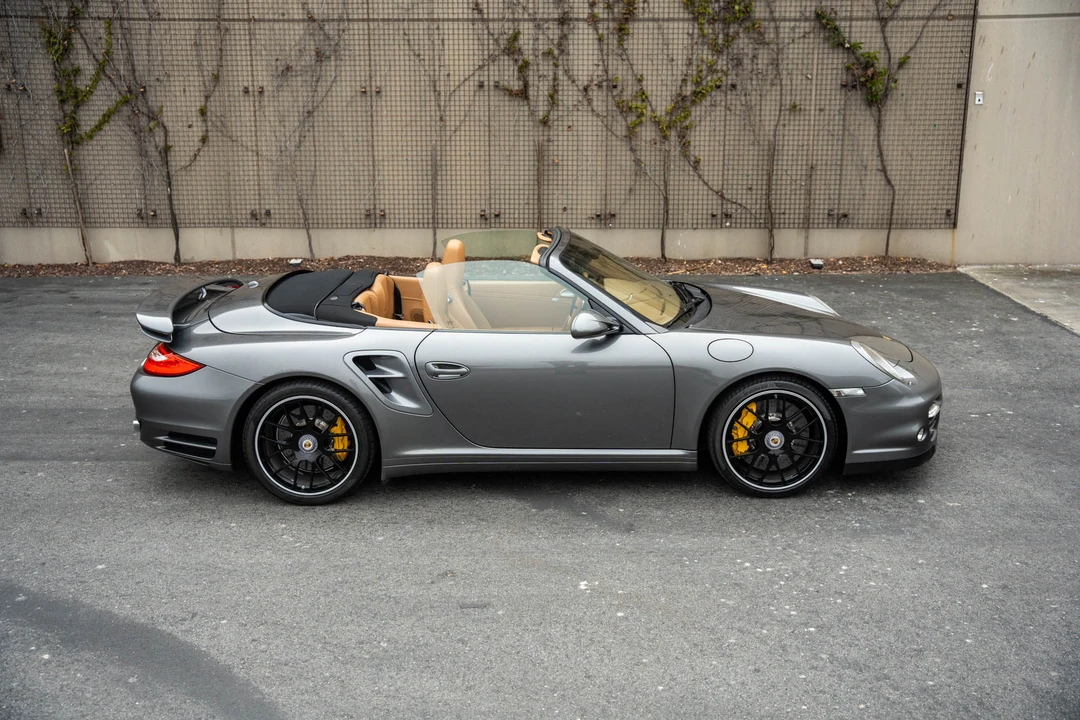 2012 Porsche 997 Turbo S - Image 15 of 31