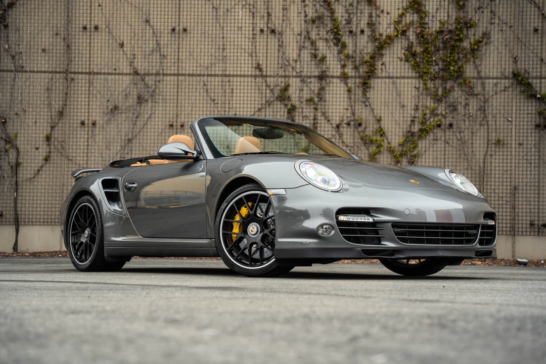 2012 Porsche 997 Turbo S - Image 13 of 31