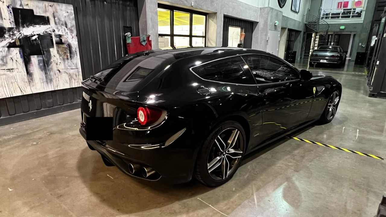 2013 Ferrari FF - Image 16 of 31