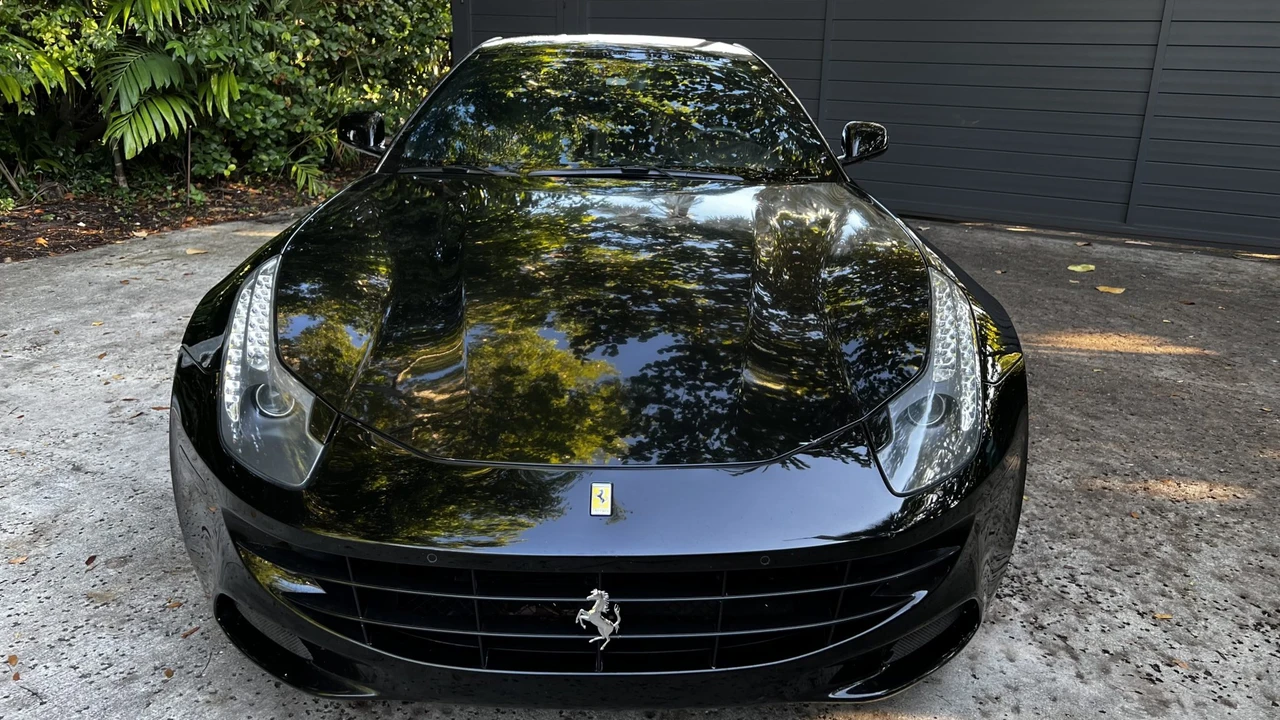 2013 Ferrari FF - Image 8 of 31