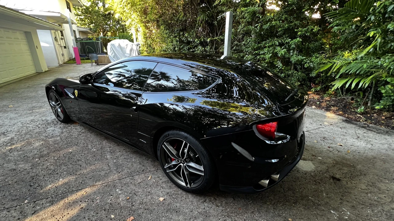 2013 Ferrari FF - Image 25 of 31