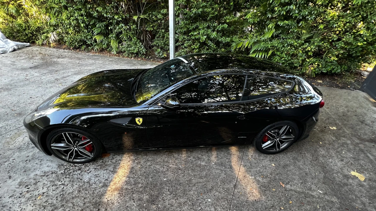 2013 Ferrari FF - Image 3 of 31