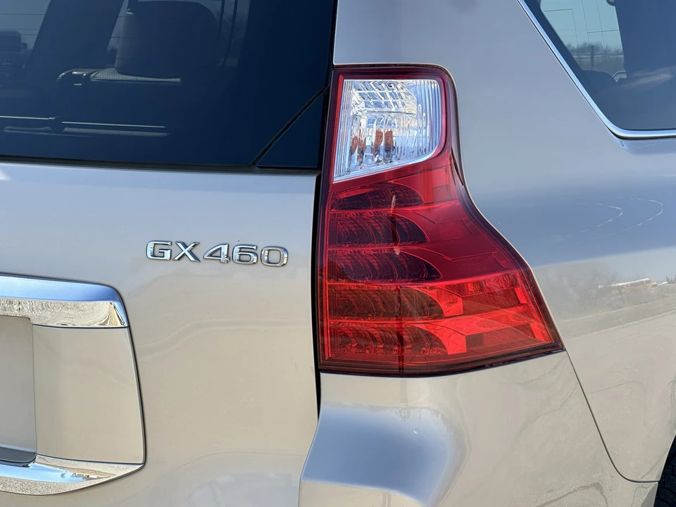 2013 Lexus GX 2nd Gen - Image 28 of 31