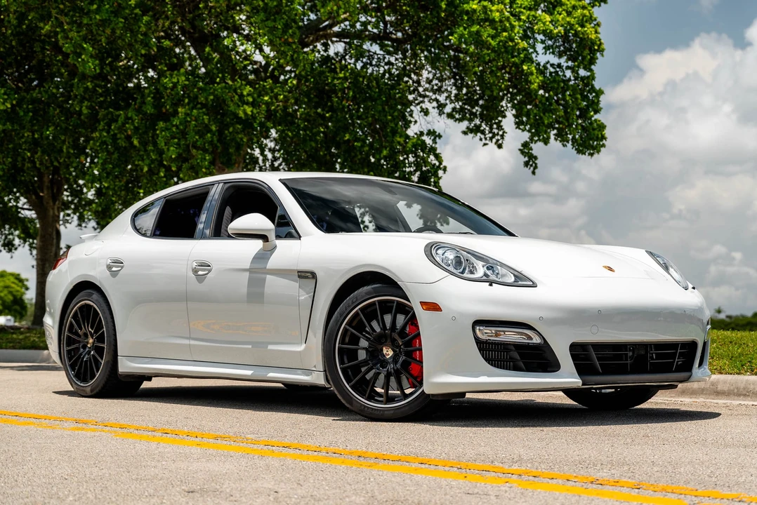 2013 Porsche 970 Panamera Turbo S - Image 7 of 31