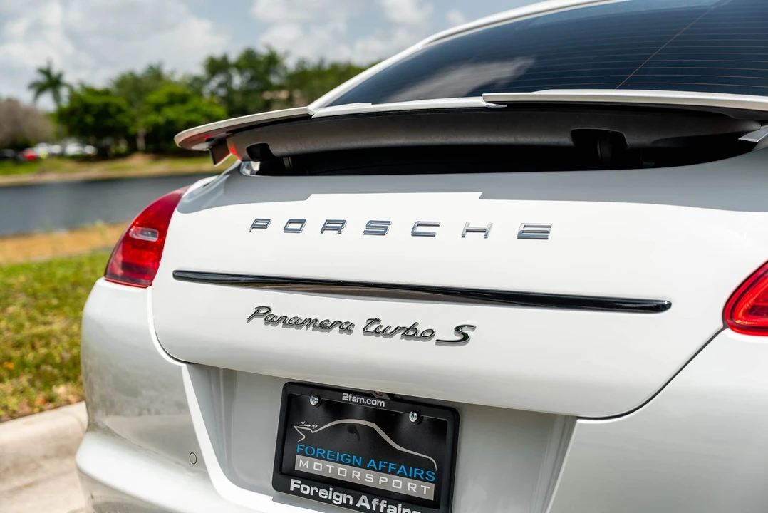 2013 Porsche 970 Panamera Turbo S - Image 20 of 31