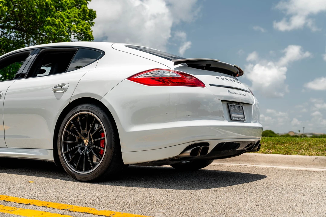 2013 Porsche 970 Panamera Turbo S - Image 18 of 31