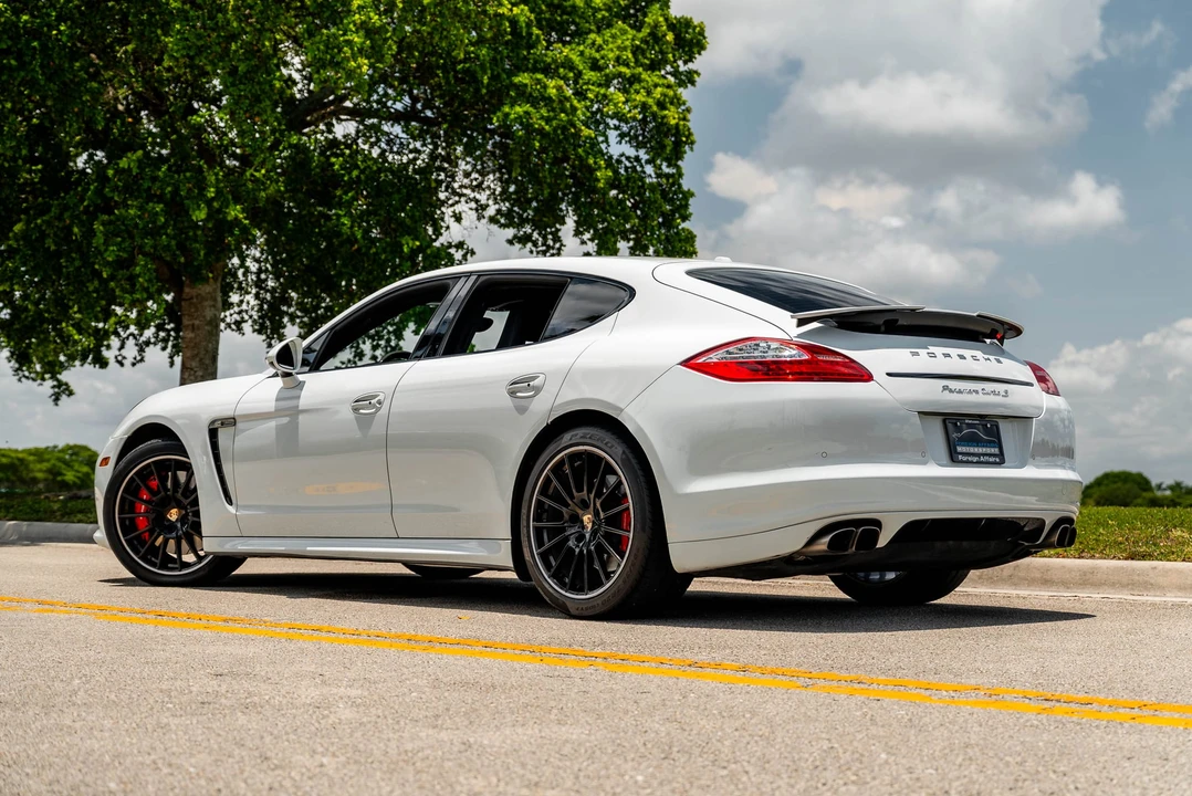 2013 Porsche 970 Panamera Turbo S - Image 13 of 31