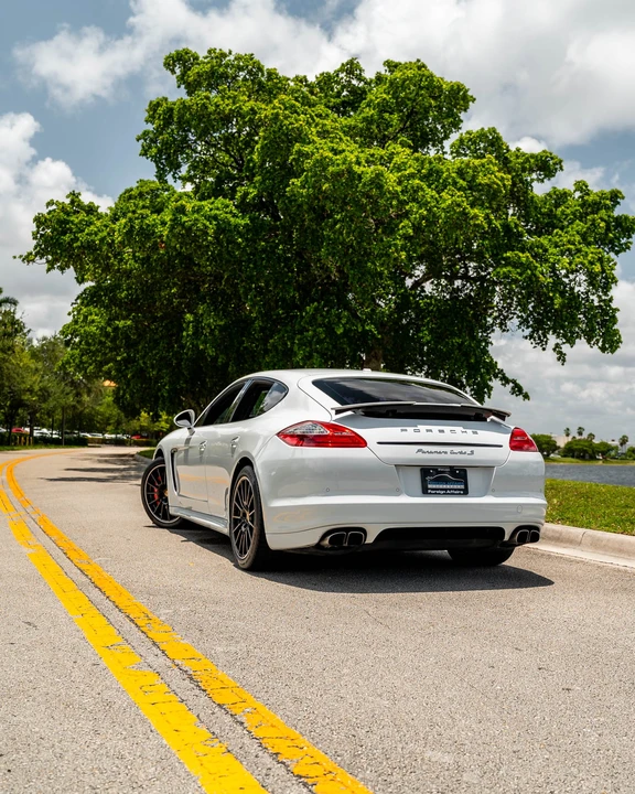2013 Porsche 970 Panamera Turbo S - Image 11 of 31