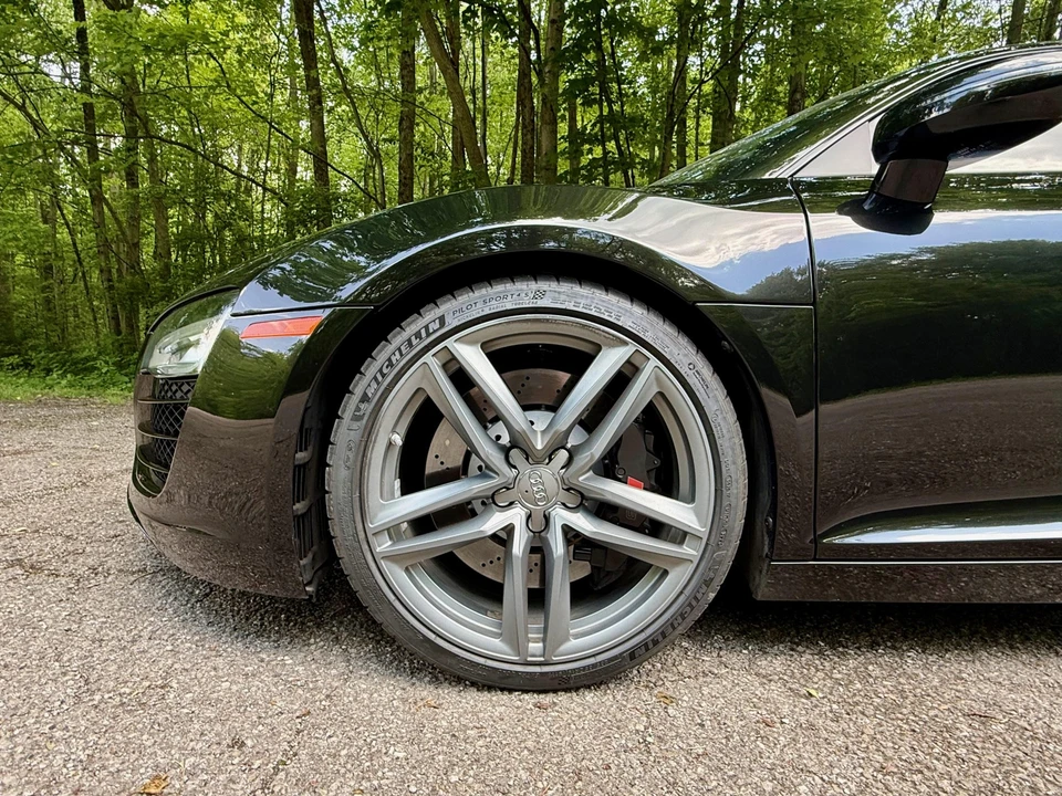 2014 Audi 42 R8 - Image 22 of 31