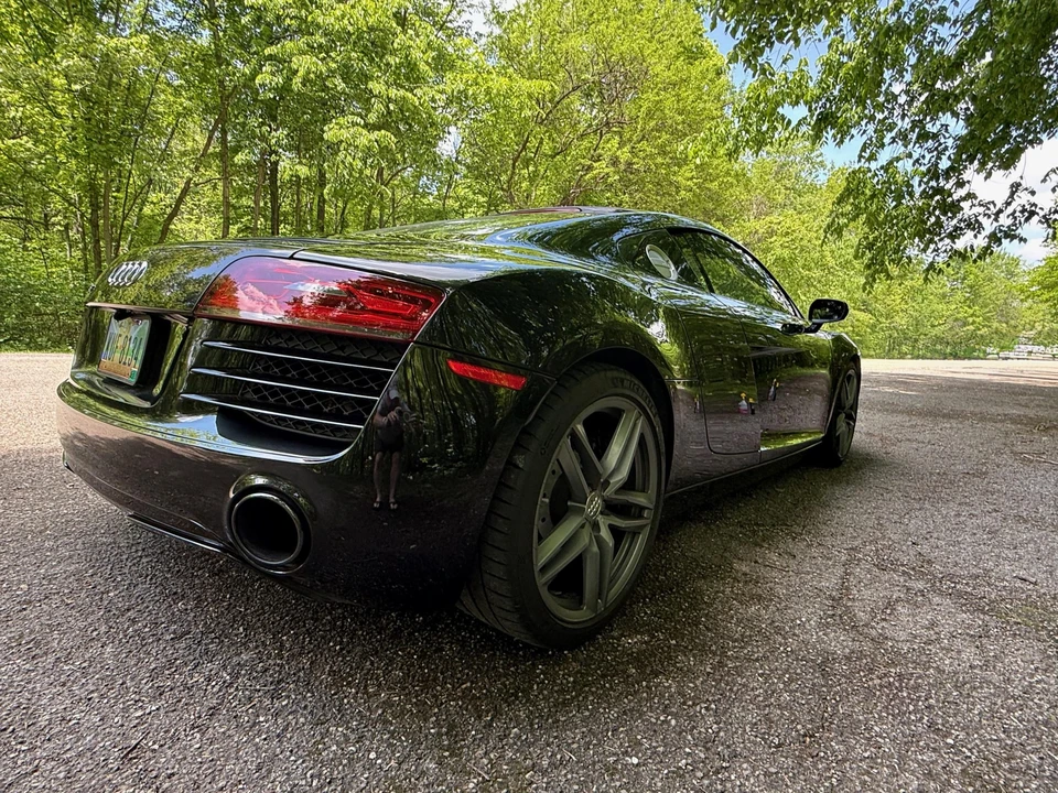 2014 Audi 42 R8 - Image 13 of 31