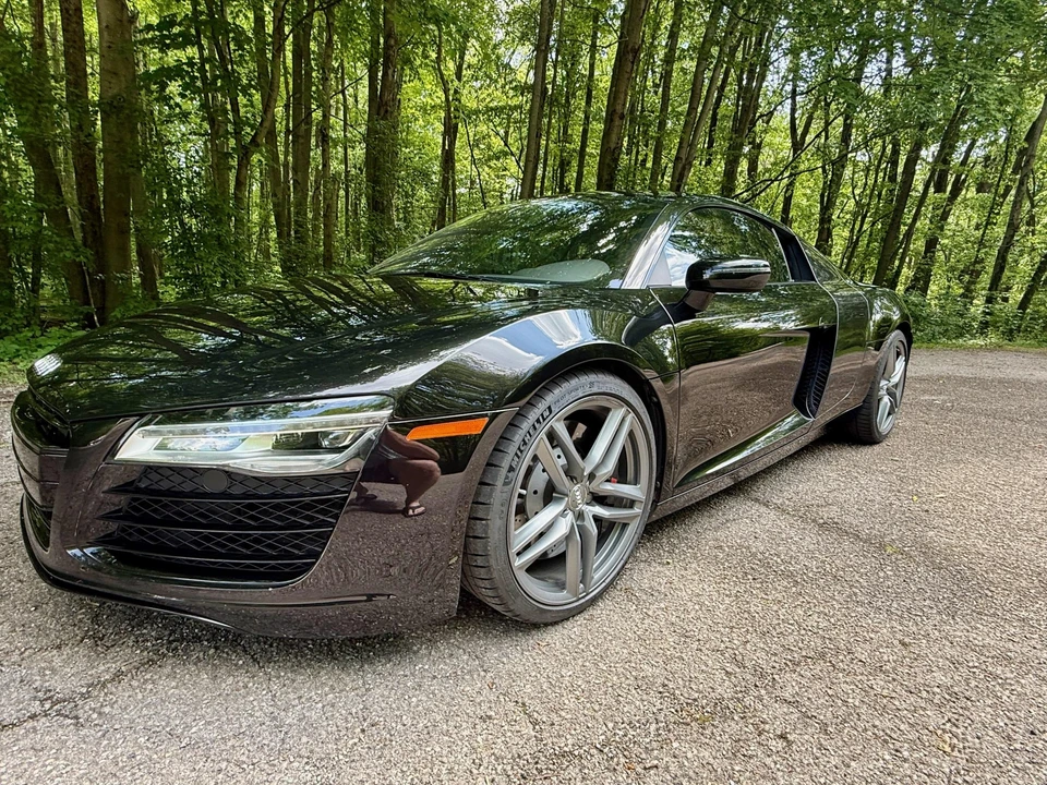 2014 Audi 42 R8 - Image 6 of 31