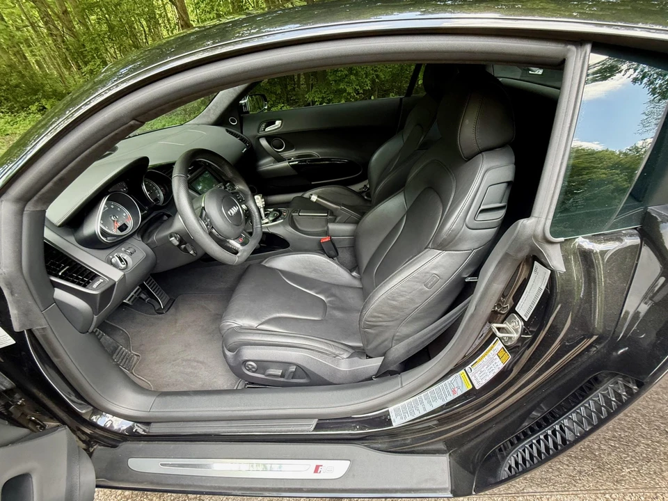 2014 Audi 42 R8 - Image 31 of 31