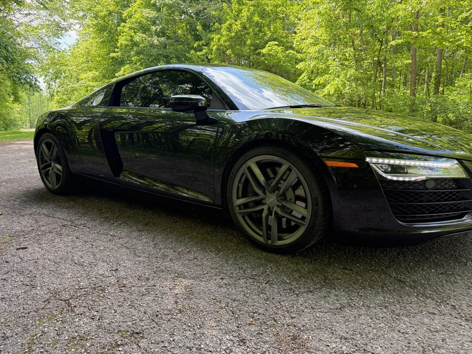 2014 Audi 42 R8 - Image 16 of 31