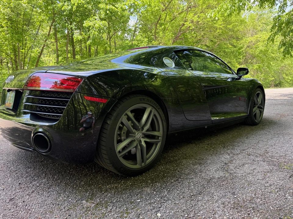 2014 Audi 42 R8 - Image 14 of 31