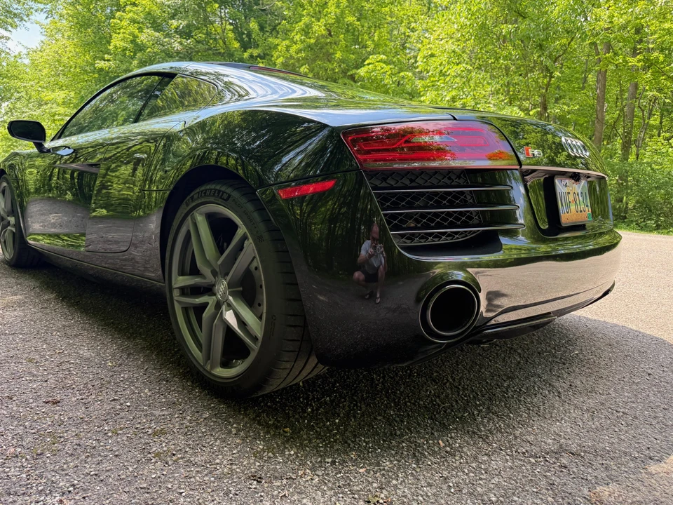 2014 Audi 42 R8 - Image 9 of 31