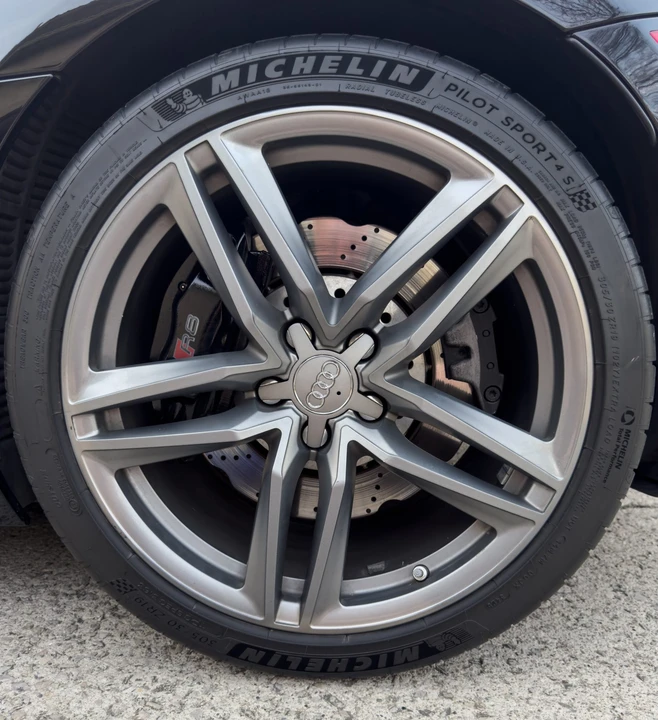 2014 Audi 42 R8 - Image 30 of 31