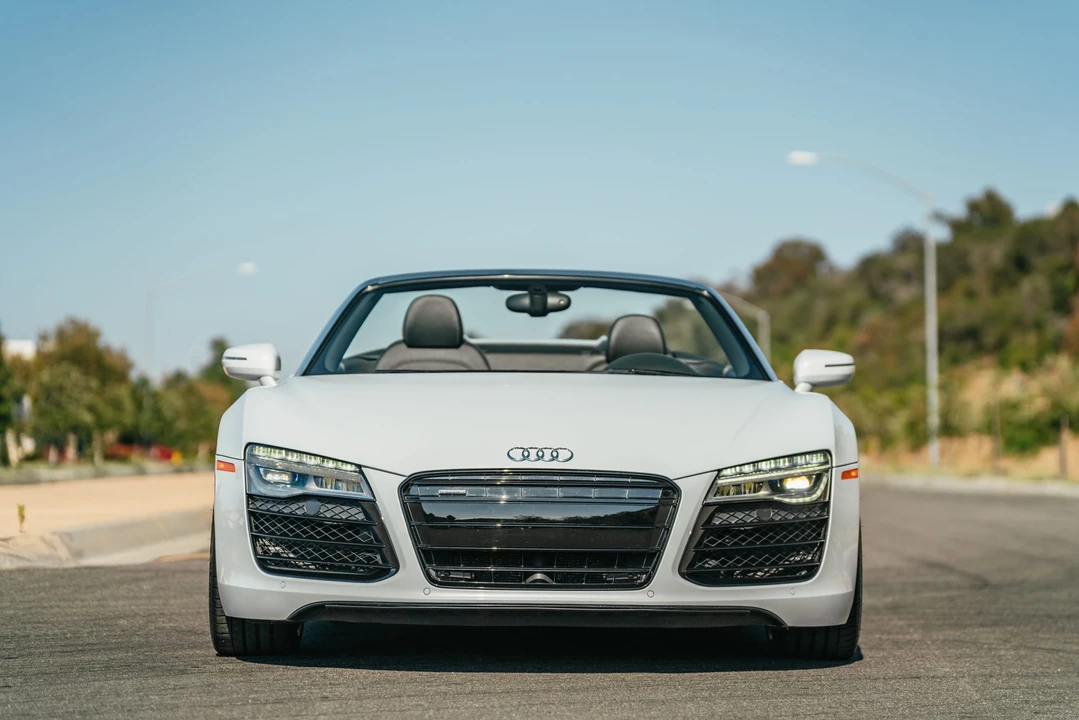 2014 Audi 42 R8 - Image 21 of 31