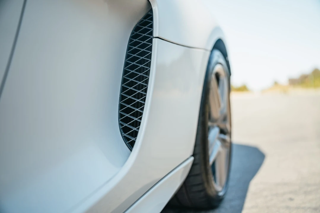 2014 Audi 42 R8 - Image 30 of 31