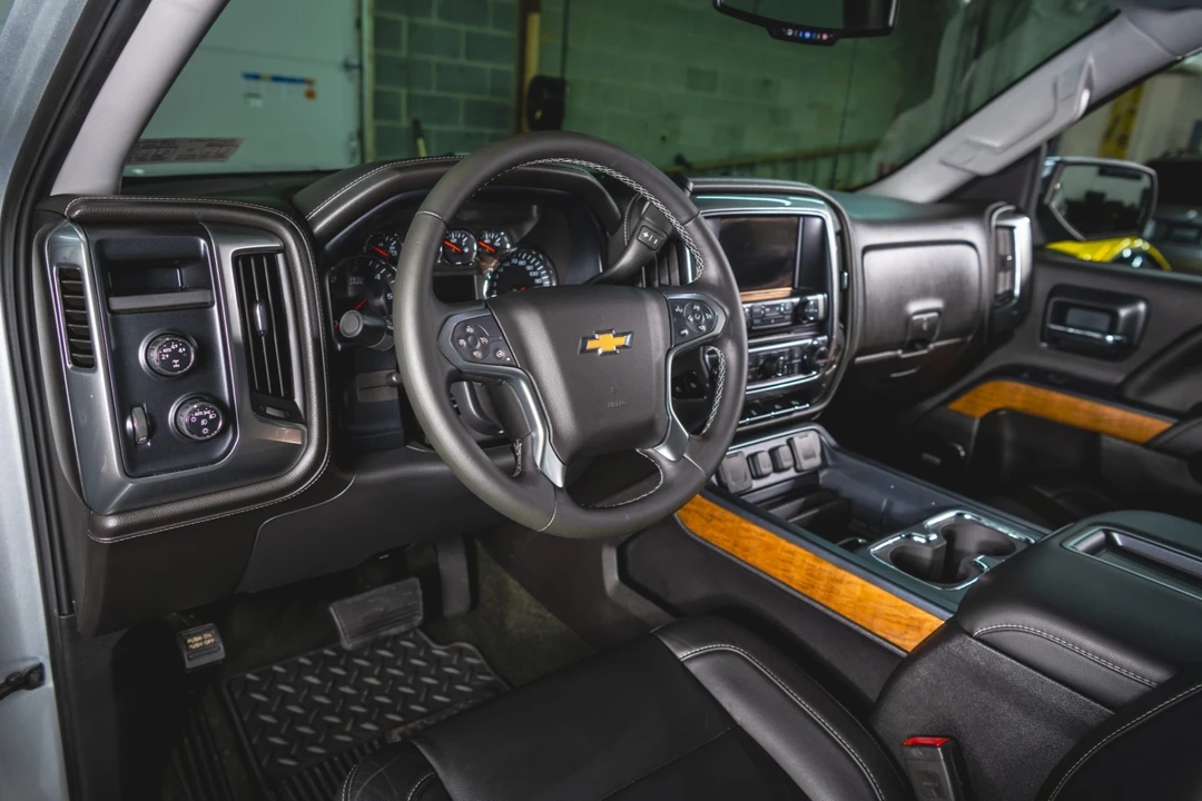 2014 Chevrolet Silverado 3rd Gen - Image 5 of 7