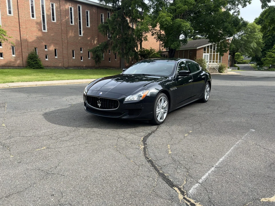 2014 Maserati Quattroporte 6th Gen - Image 2 of 31