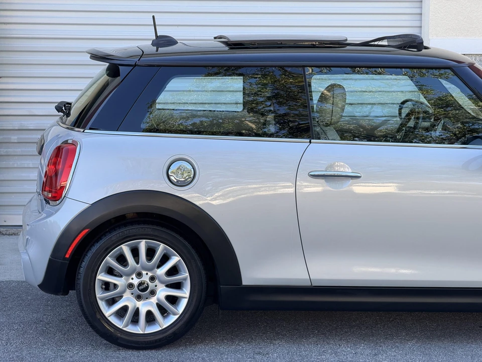 2014 Mini Mini Cooper S 3rd Gen - Image 25 of 31
