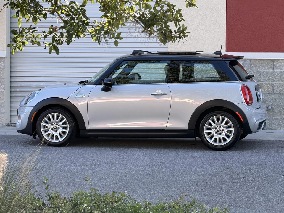 2014 Mini Mini Cooper S 3rd Gen - Image 8 of 31