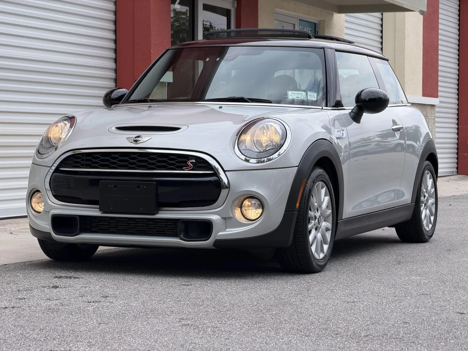 2014 Mini Mini Cooper S 3rd Gen - Image 2 of 31