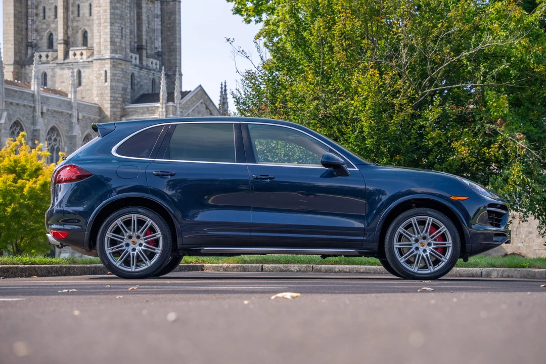 2014 Porsche 958 Cayenne Turbo - Image 8 of 31