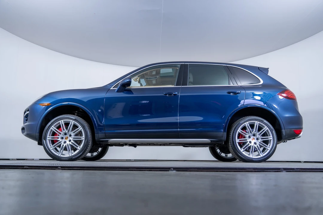 2014 Porsche 958 Cayenne Turbo - Image 26 of 31