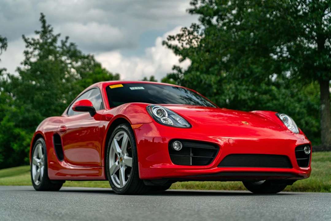 2014 Porsche 981 Cayman S - Image 25 of 31
