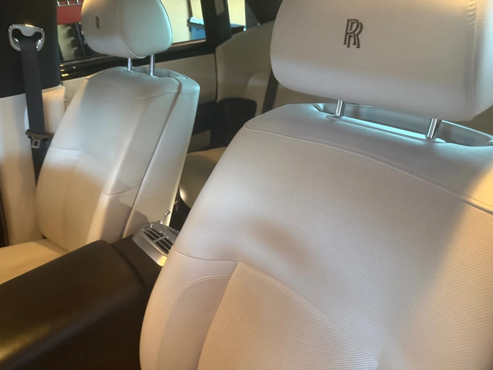 2014 Rolls-Royce Ghost 1st Gen - Image 27 of 31