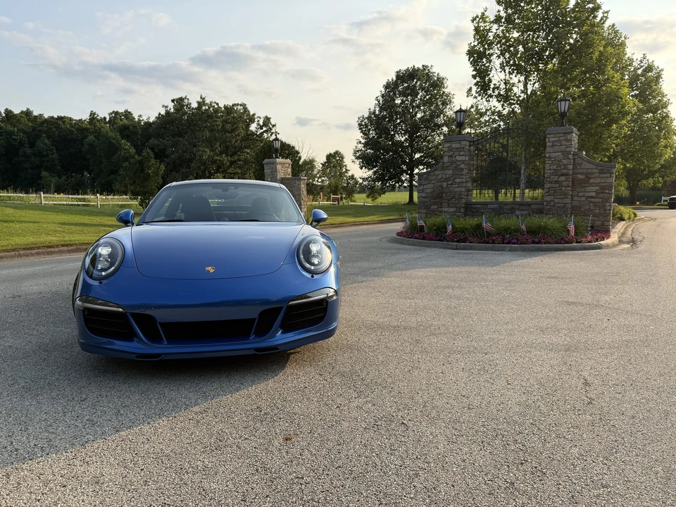 2015 Porsche 991 Carrera GTS - Image 8 of 31