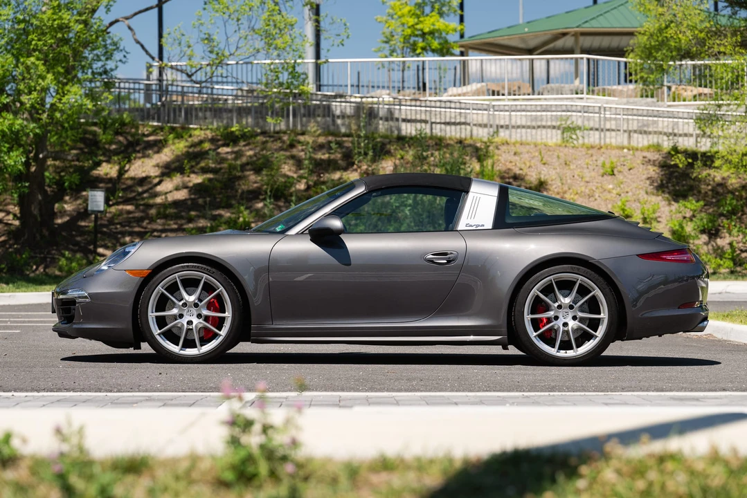 2015 Porsche 991 Targa 4 & 4S - Image 26 of 31