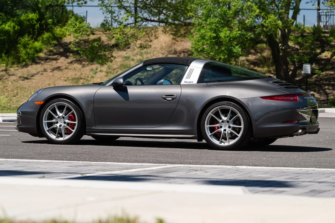 2015 Porsche 991 Targa 4 & 4S - Image 24 of 31