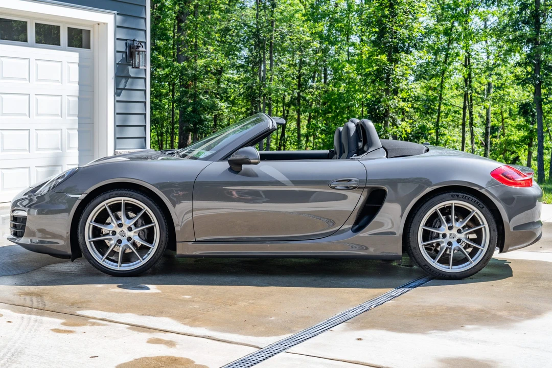 2015 Porsche 981 Boxster - Image 11 of 31