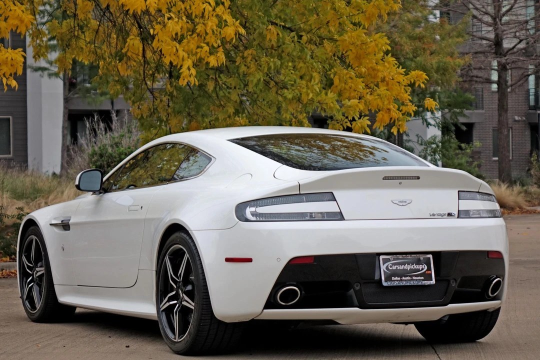 2016 Aston Martin V8 Vantage (2006-2017) - Image 16 of 31