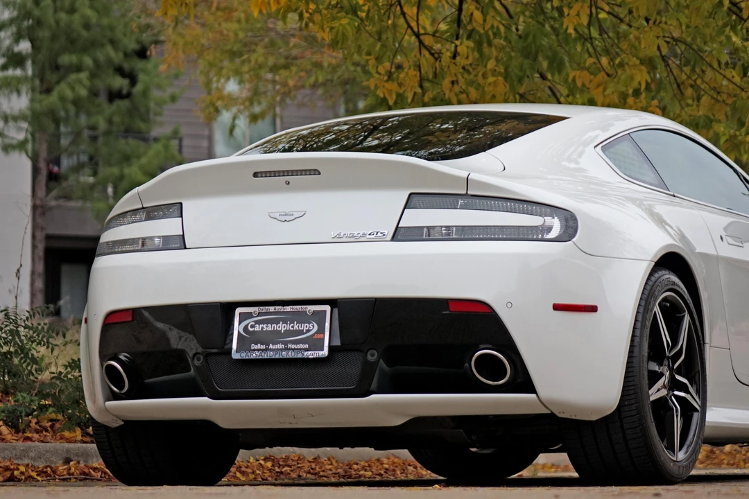 2016 Aston Martin V8 Vantage (2006-2017) - Image 30 of 31