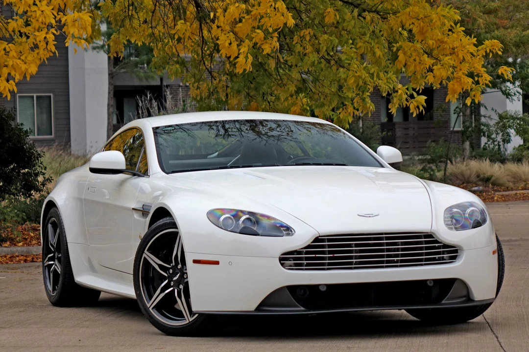 2016 Aston Martin V8 Vantage (2006-2017) - Image 6 of 31