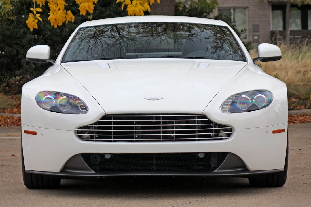 2016 Aston Martin V8 Vantage (2006-2017) - Image 4 of 31