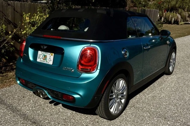2016 Mini Mini Cooper S 3rd Gen - Image 2 of 7