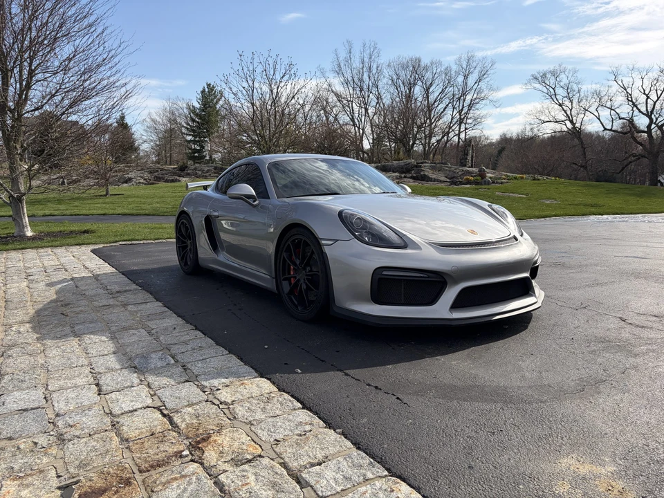 2016 Porsche 981 Cayman GT4 - Image 7 of 31