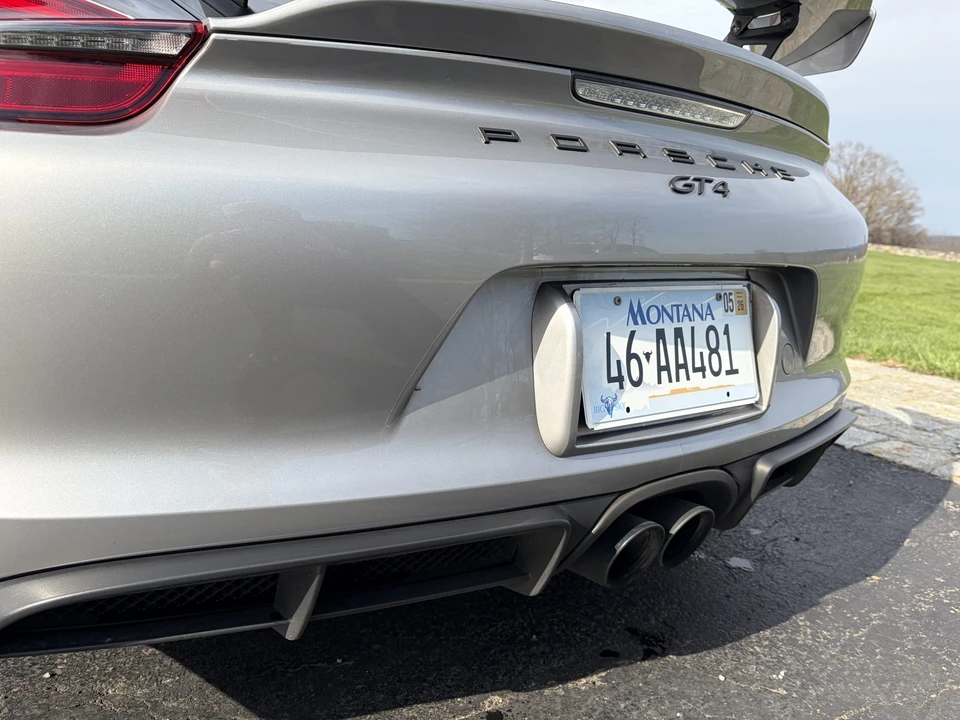2016 Porsche 981 Cayman GT4 - Image 28 of 31