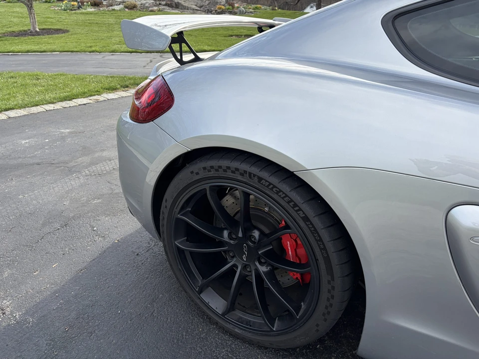 2016 Porsche 981 Cayman GT4 - Image 31 of 31