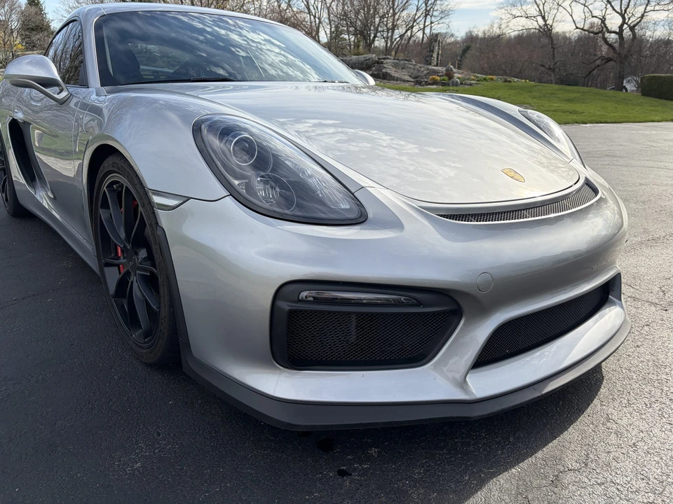 2016 Porsche 981 Cayman GT4 - Image 6 of 31