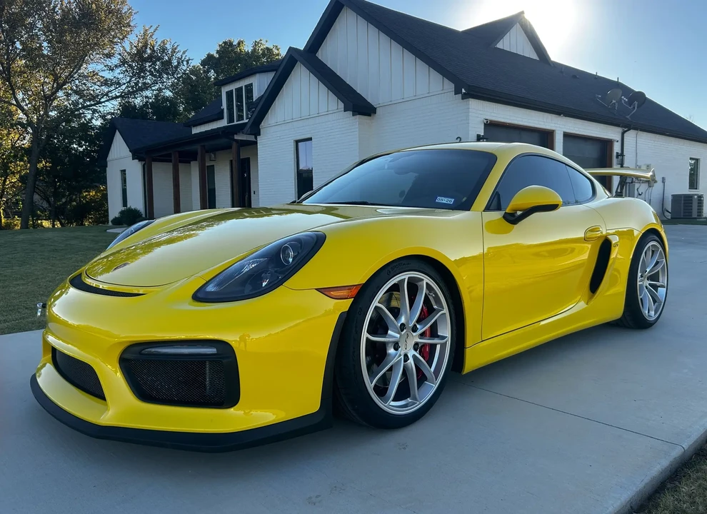 2016 Porsche 981 Cayman GT4 - Image 2 of 6