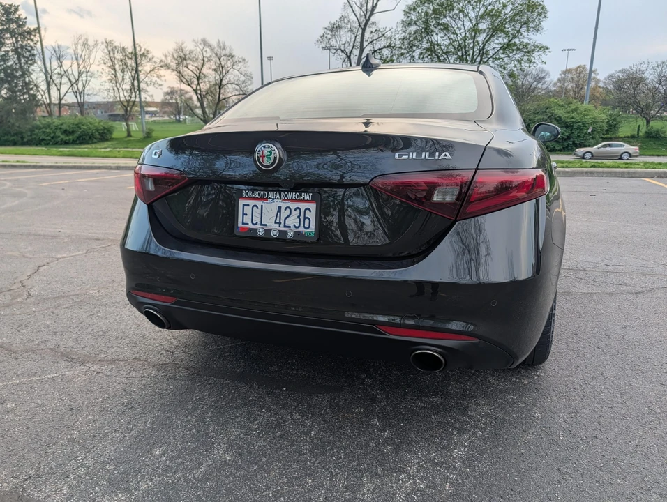 2017 Alfa Romeo Giulia - Image 12 of 31