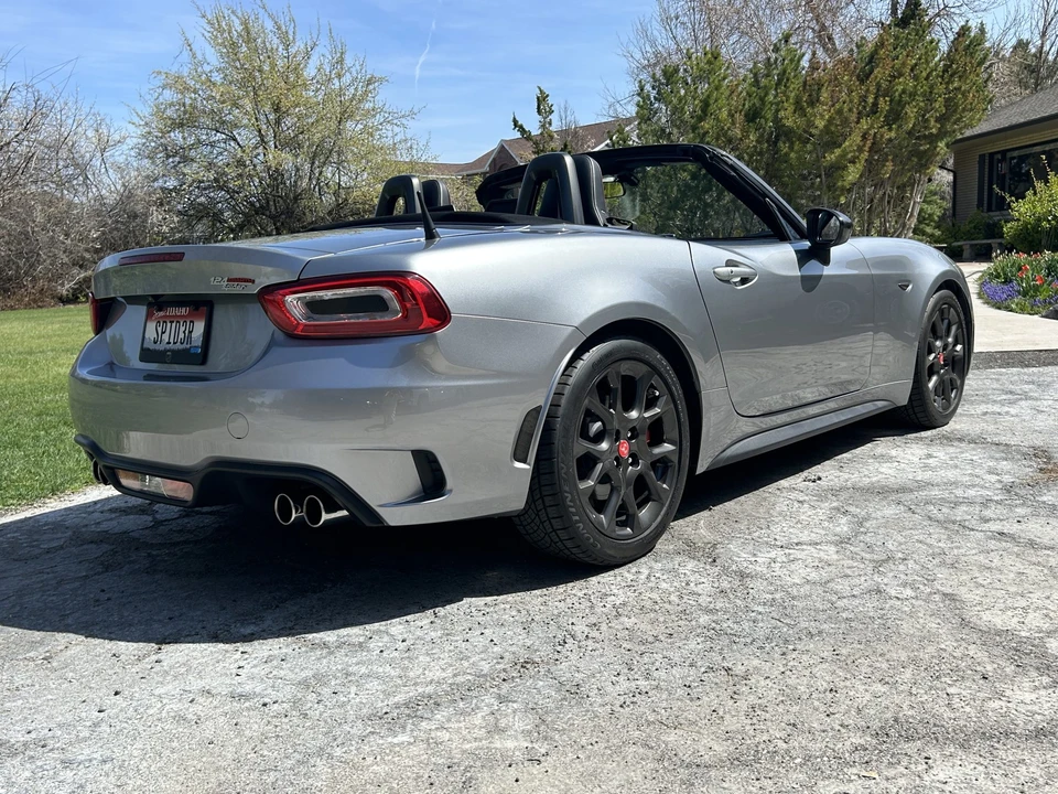 2017 Fiat 124 Spider - Image 31 of 31