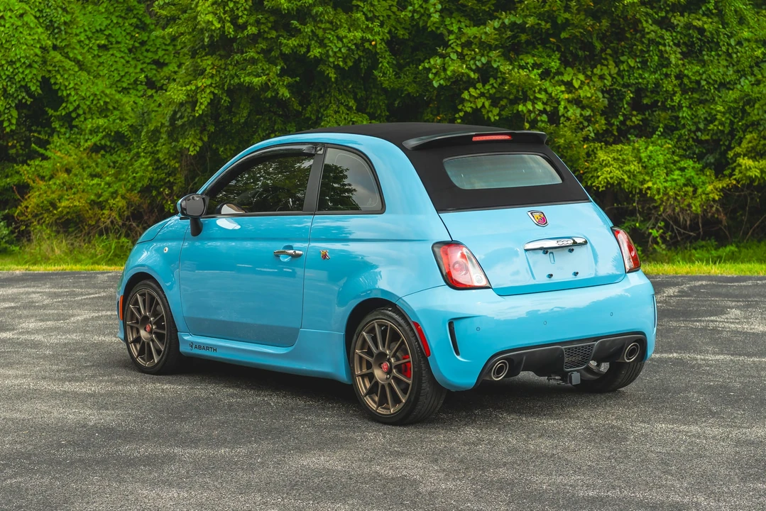 2017 Fiat Abarth 500 - Image 16 of 31