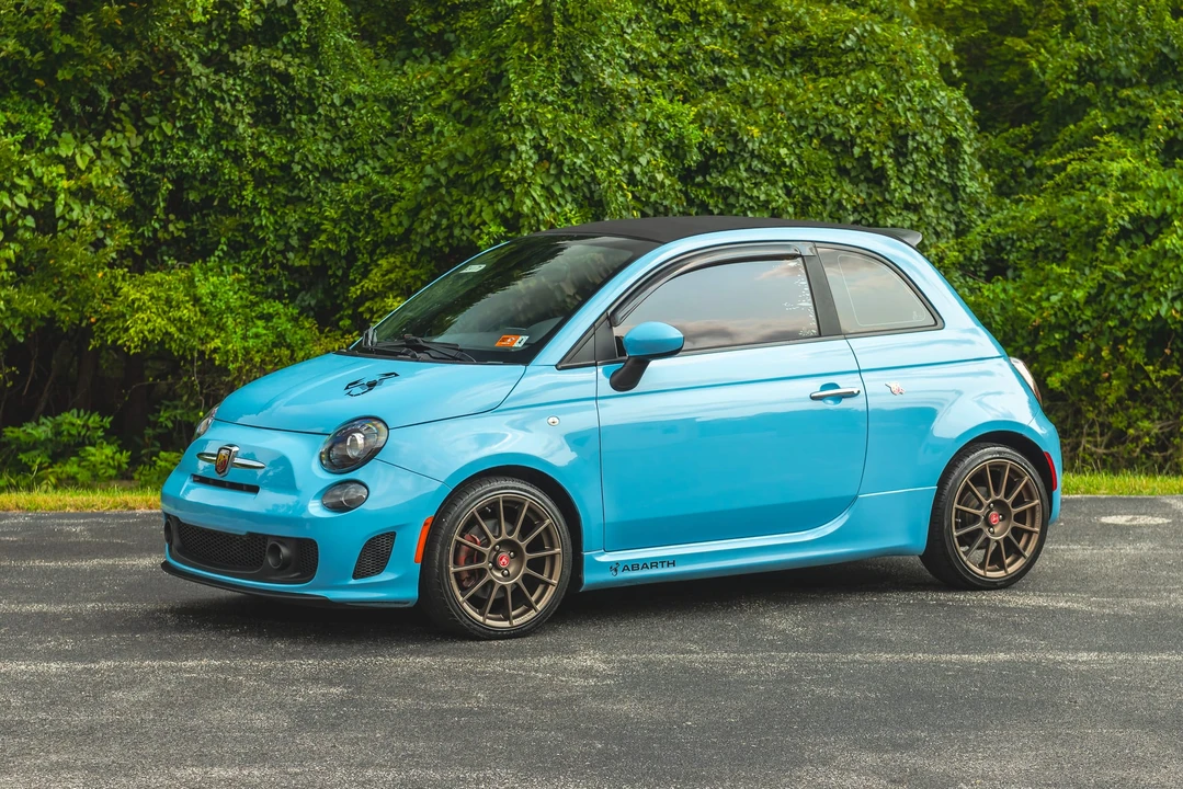 2017 Fiat Abarth 500 - Image 6 of 31
